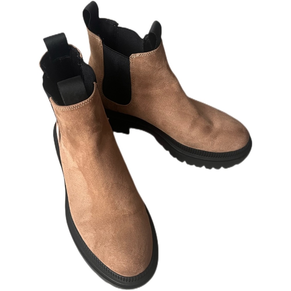 H&M Pull-on suede like combat boot
